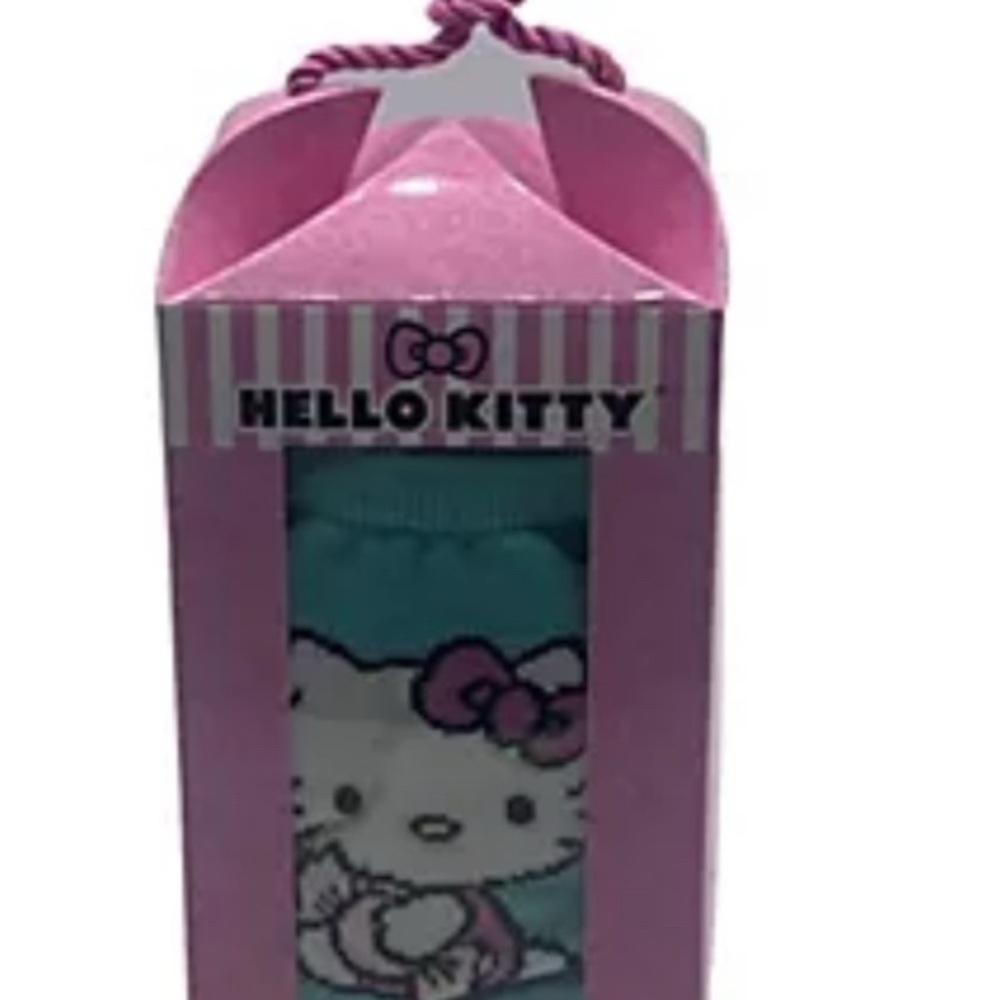 Hello Kitty SocksGift Set - Picture 3 of 4